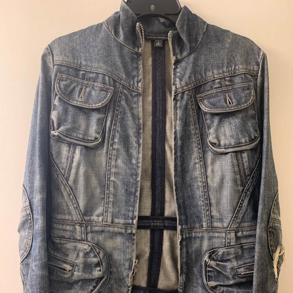 Banana Republic denim jacket - size Small
